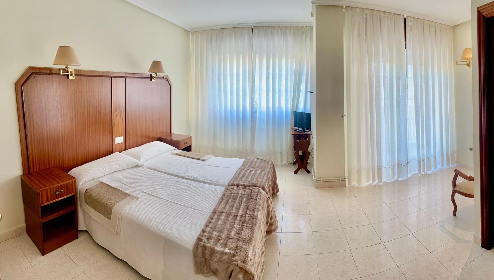 Hostal La Cubana Carballino Εξωτερικό φωτογραφία