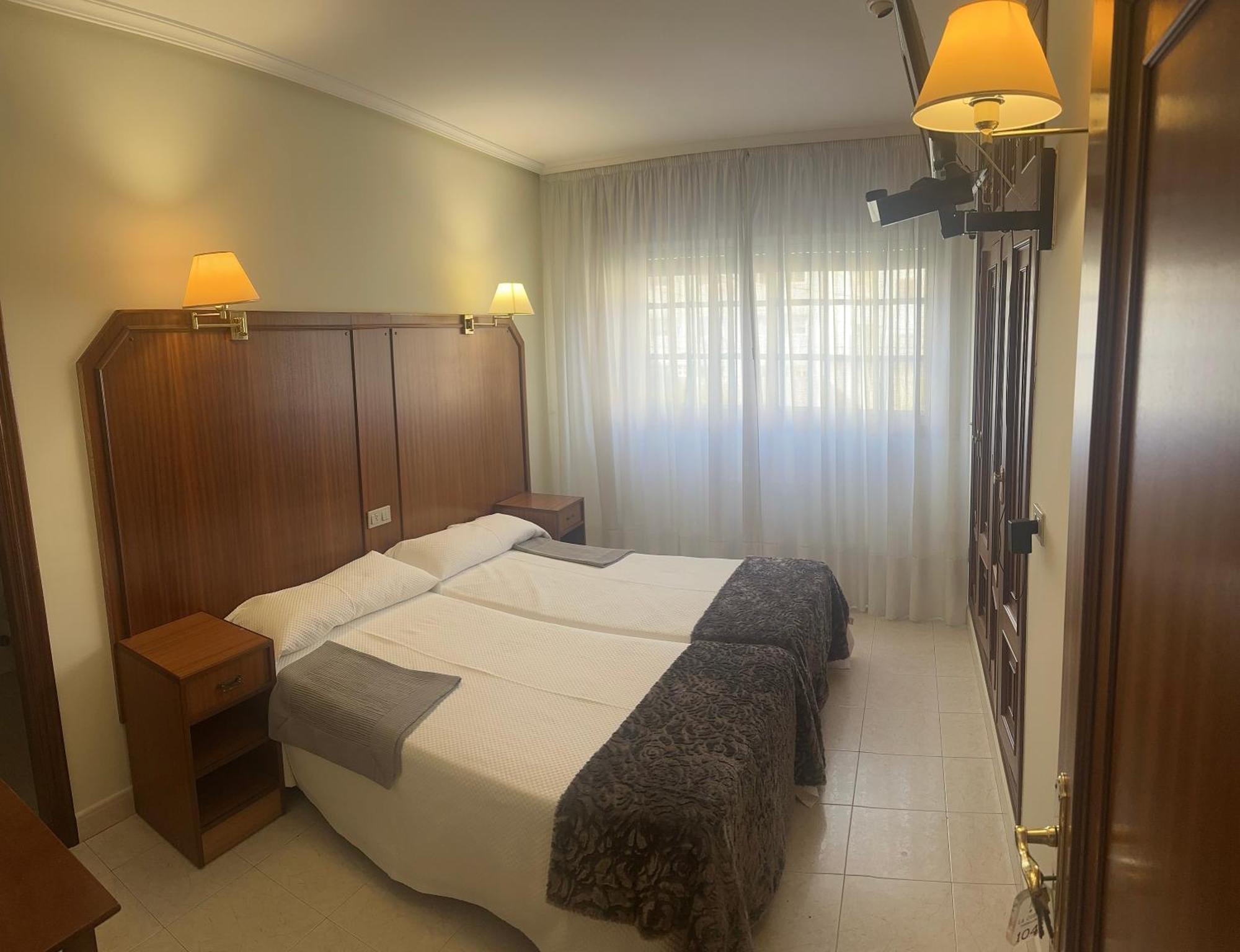 Hostal La Cubana Carballino Εξωτερικό φωτογραφία